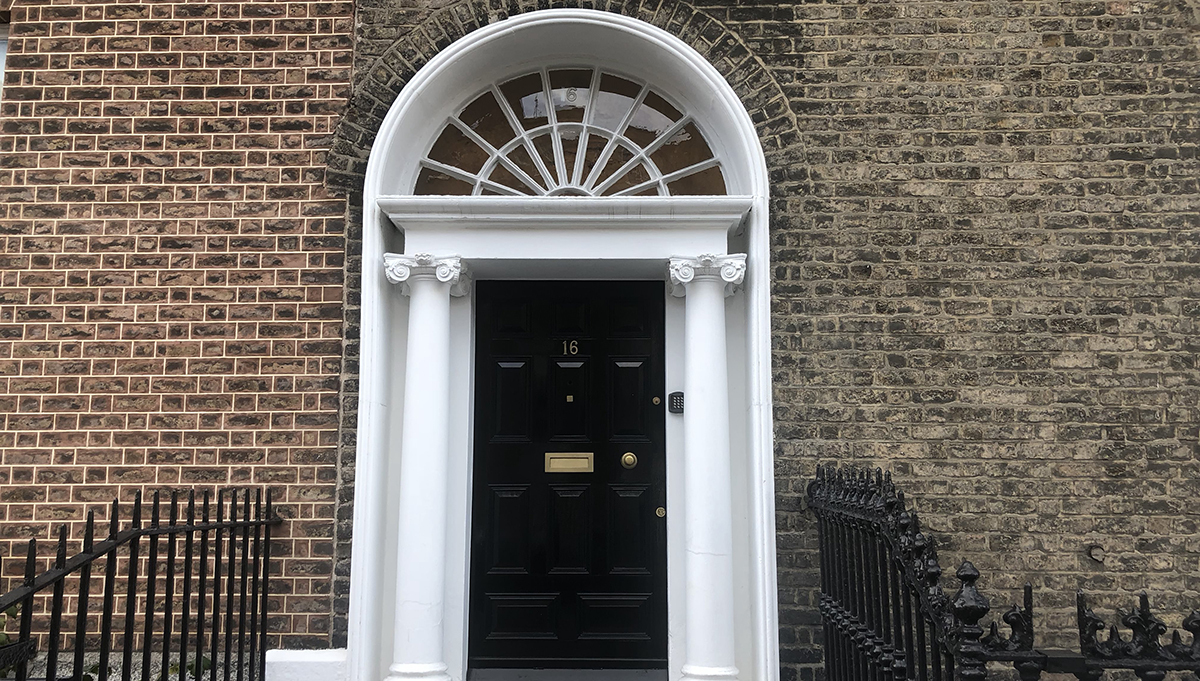 Front door of Gainline offices, Fitzwilliam St. Upper